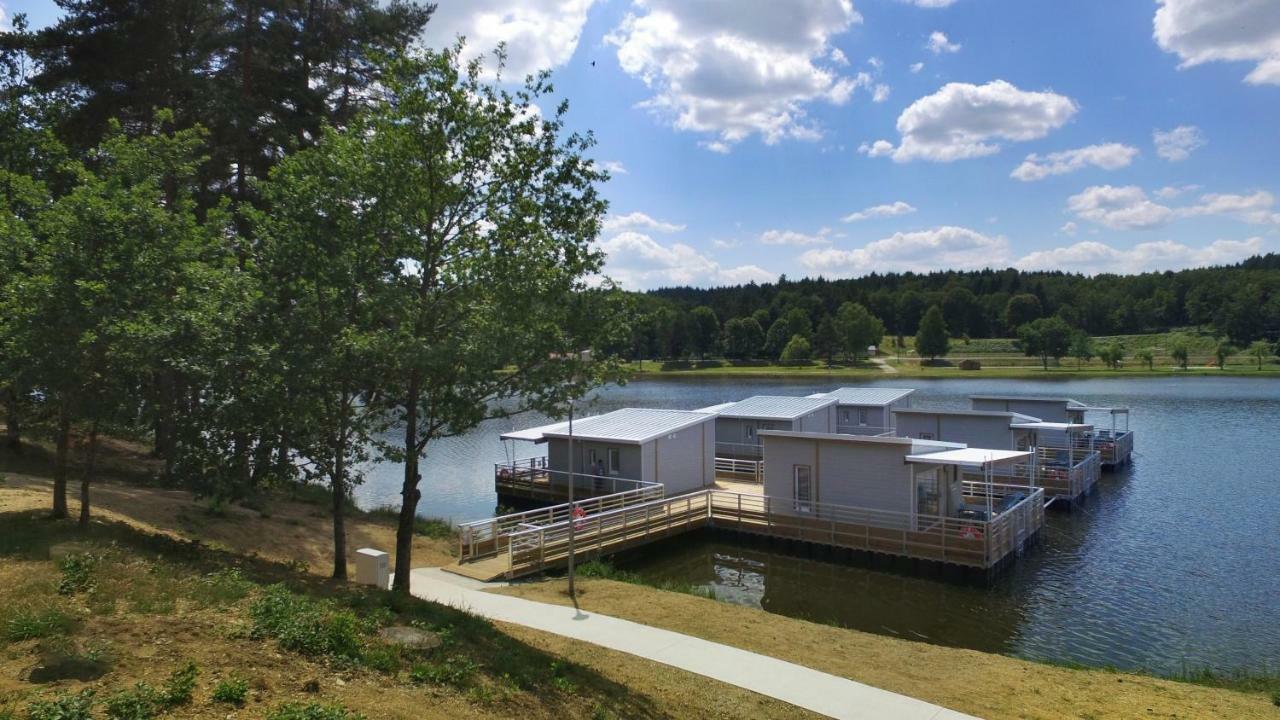 Отель Vvf Correze Pays D'Eygurande Экстерьер фото